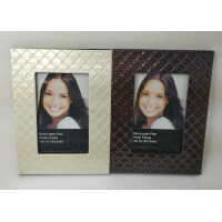 Рамка фото кожа 10х15см.    2700