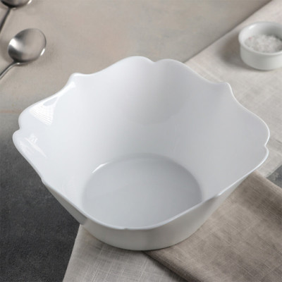 Салатник великий 24см.  Authentic White Luminarc - D8746