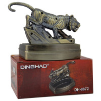 Dinghao Тигр Пепельница с зажигалкой  DH-8872